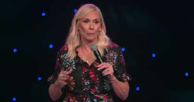 And I remember a woman
coming over intercom, and she said, - Leanne Morgan: I'm Every Woman