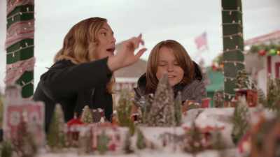 And I remember one time...
(laughing) - Toying with the Holidays