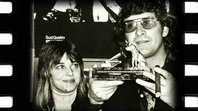 And I remember sitting with Clive in
a bungalow - Suzi Q