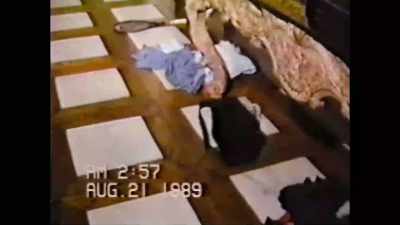 And I sat against the wall. - The Menendez Brothers