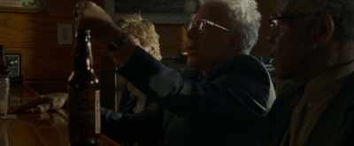 And I see through the tinsel, - The Old Man & the Gun