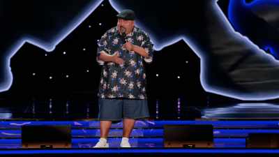 And so I see what's going on, - Gabriel Iglesias: Stadium Fluffy