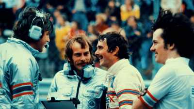 And I think at that moment
Colin thought, - Williams & Mansell: Red 5