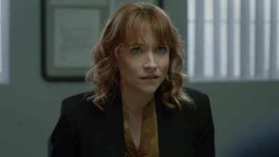 And I think she's hiding
something about noah. - Crowdsource Murder
