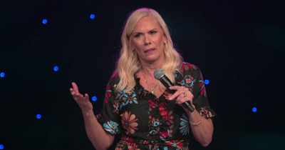 And I thought, "Who are those people?" - Leanne Morgan: I'm Every Woman