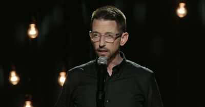 And... I had to leave town. - Neal Brennan: 3 Mics