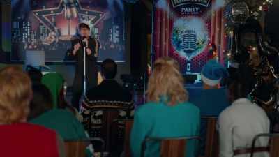 And I want to welcome
to the stage, - Friends & Family Christmas