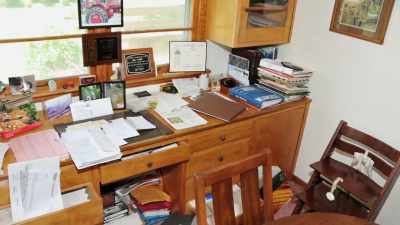 And when I went into my office, - Killer Cases