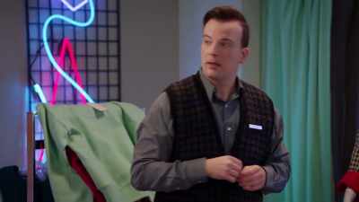 And I'd like those
complimentary try‐on socks - mixed-ish