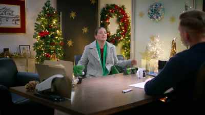 And I'd love
to do something special. - Meet Me Under the Mistletoe