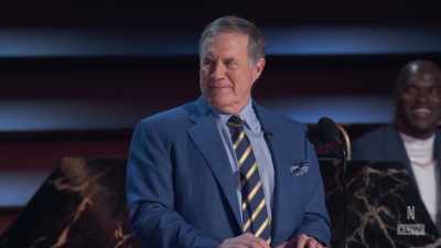 And I'm begging you,
please, stop doing your job. - The Roast of Tom Brady