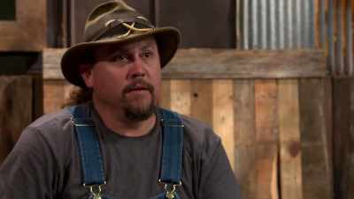 And as I'm developing
my own brand, - Moonshiners: Master Distiller