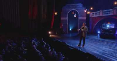 And as I'm doing that, in the second row - Jim Jefferies: This Is Me Now