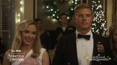 And I'm not just talking
about the sailors, - USS Christmas