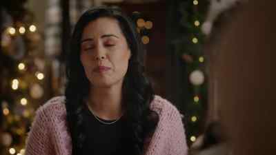 And I'm sorry I avoid
talking about Mimi. - Unwrapping Christmas: Mia's Prince