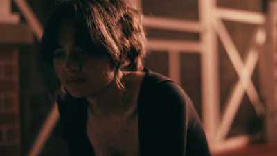 And I'm... stupid for trying
to find her now. - My Fatal Social Following