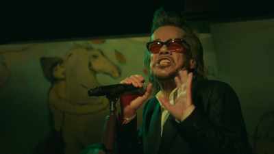 And I'm such a
sentimental old fool. - Personality Crisis: One Night Only