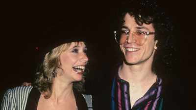 And I'm sure he had
a little crush on her, - Music Box: Yacht Rock: A DOCKumentary
