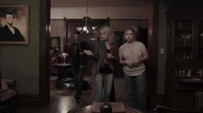 And I'm thinking the camera
can be here. - The Amityville Harvest