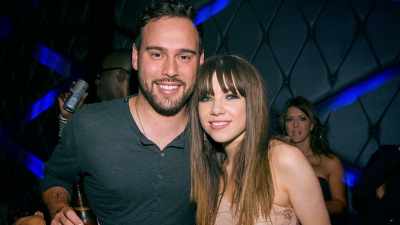 And in clients documentaries
since then, - Taylor Swift vs Scooter Braun: Bad Blood