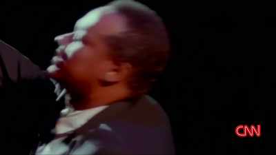 And in this dream, there
was a major diva in - Luther: Never Too Much