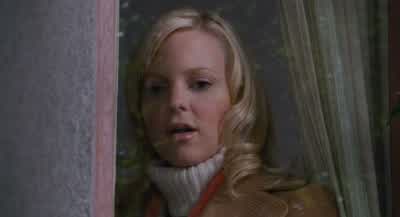 And in here is the bathroom. - Scary Movie 4