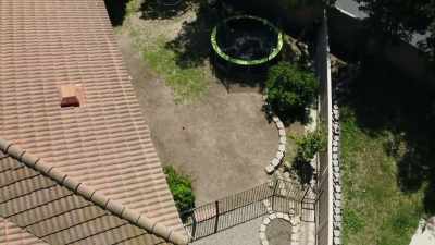 And in the backyard,
I need landscaping, - Help! I Wrecked My House