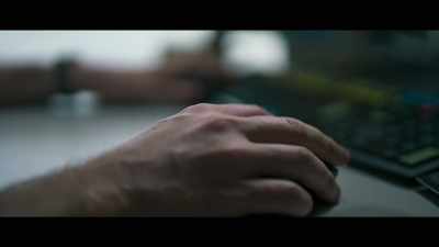 And in that way, a hedge
fund tries to make money - Steinheist