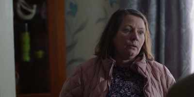 And instead of that
she was on the phone - The Light in the Hall