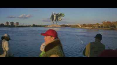 And this is Statue of Extra Liberty. Da. - Maniac