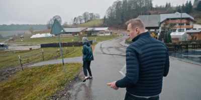 And this is, uh,
routine of our walk. - Navalny