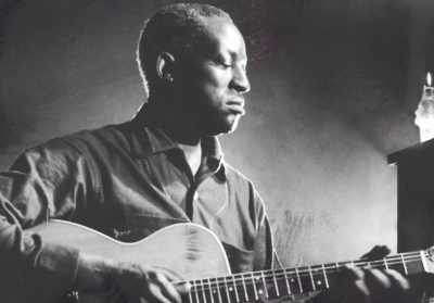 And it was a piece
that I always wanted to play. - Eric Clapton Unplugged… Over 30 Years Later