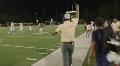 And it is gonna be
a touchdown for Edna Karr! - Algiers, America