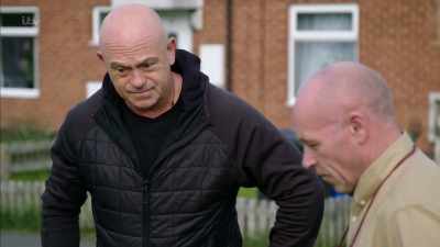 And it was hungry, - Britain's Tiger Kings - On the Trail with Ross Kemp