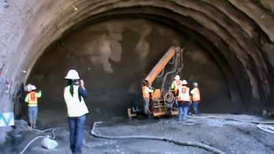  And when it stops,
 the tunnel is stable, - Engineering Catastrophes