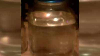  And it was with dry ice. - Moonshiners: Master Distiller