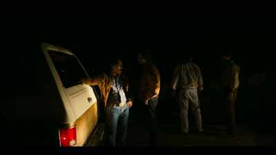 And if it's a setup
and the Americans are waiting for us? - Narcos: Mexico
