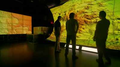 And it's also uncovered
something else even more
extraordinary. - Lost Treasures of the Maya
