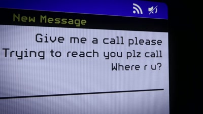 And it's buzzing with
incoming calls and texts. - How I Caught My Killer