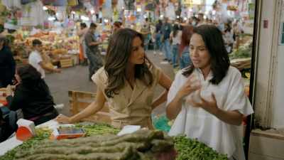And it's green
because of all the things - Eva Longoria: Searching for Mexico