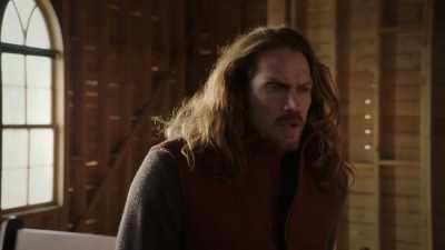 And I've been finding
dead animals and bugs - Midnight, Texas