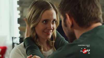 And I've got
something for you. - A Very Country Christmas Homecoming