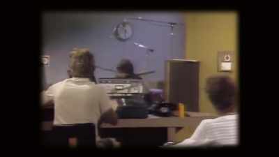 ♪ And I've got
Such a long way to go ♪ - Music Box: Yacht Rock: A DOCKumentary