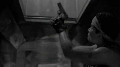 And Jenette Goldstein
had never fired a handgun before. - Aliens Expanded