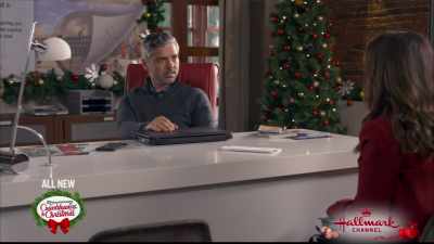 And your job is to
stick to the script. - Christmas in Rome