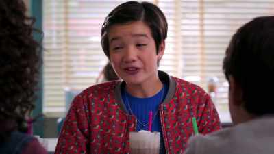 And Jonah's back with Amber,
so he's gone too. - Andi Mack