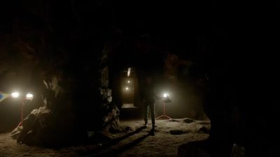 And Josie slipped off. - The Vampire Diaries