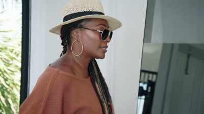And just share something
with you. - The Real Housewives Ultimate Girls Trip