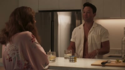 And you keep
everything so tidy. - Shoulder Dance