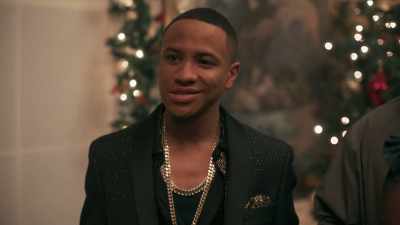 And who knew Jacob would
be the dream foreman - Brewster’s Millions: Christmas